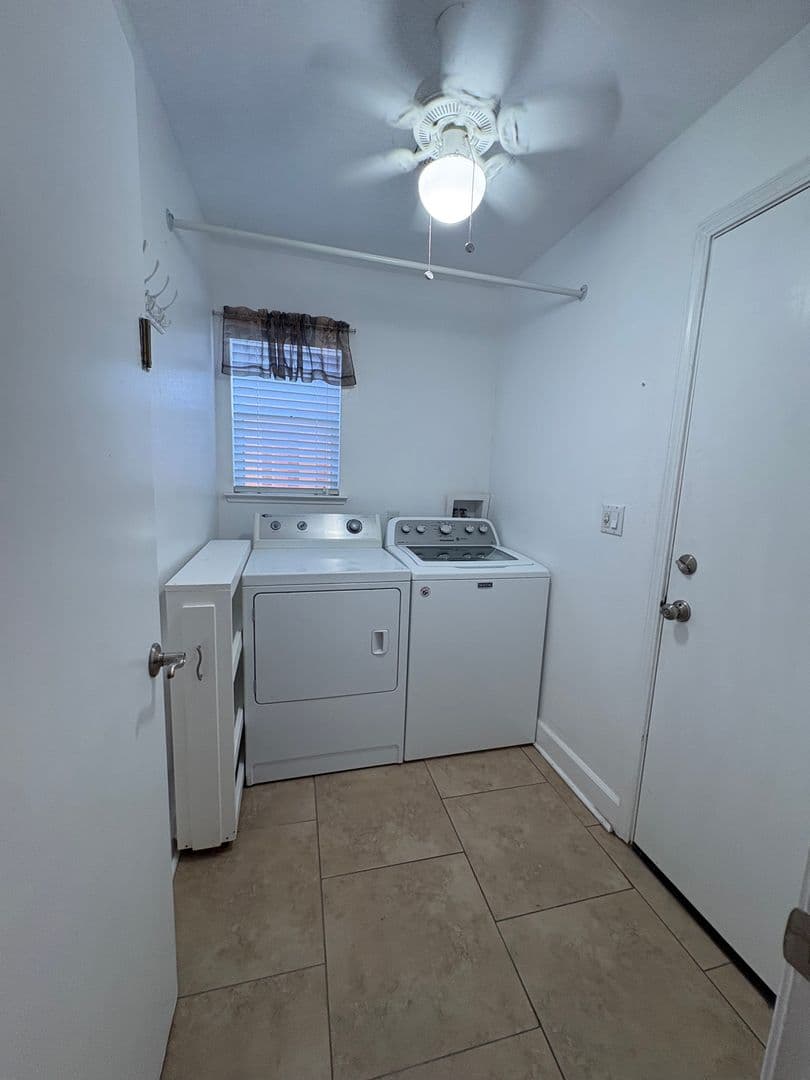 Oakley House: 4208 Northwood Ct
