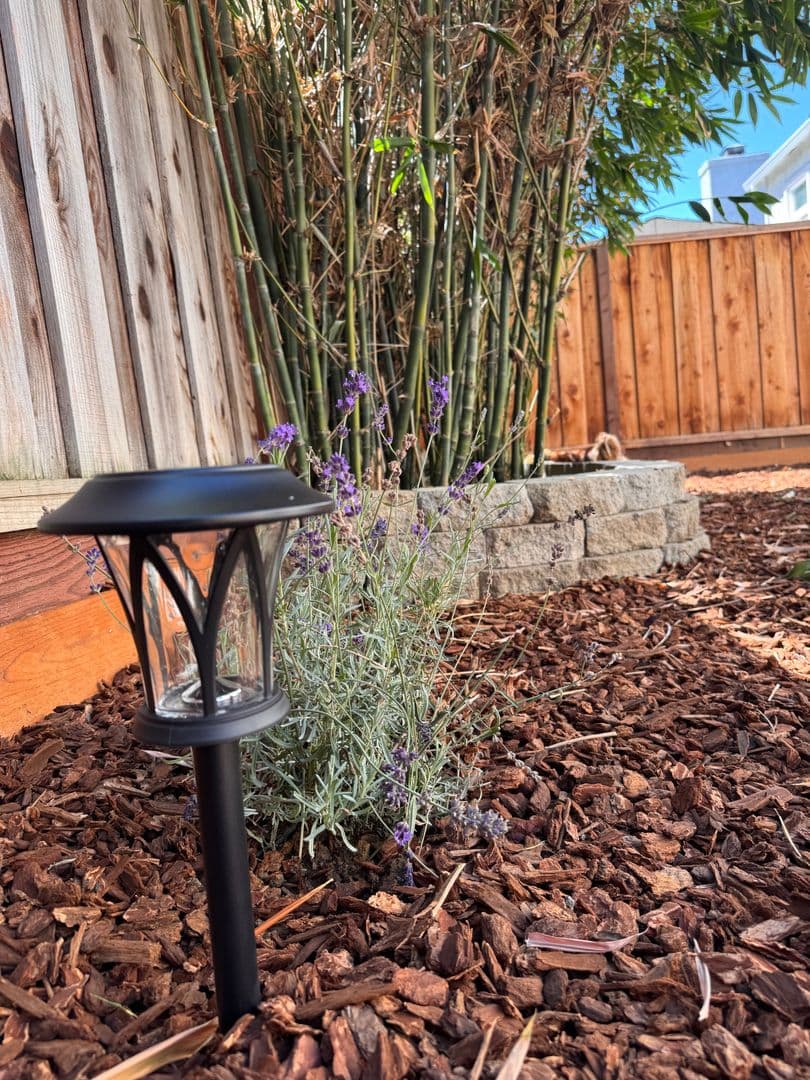 Brentwood House: 1830 Highland Way