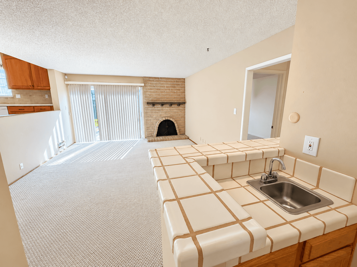 Fremont House: 40161 San Carlos Place
