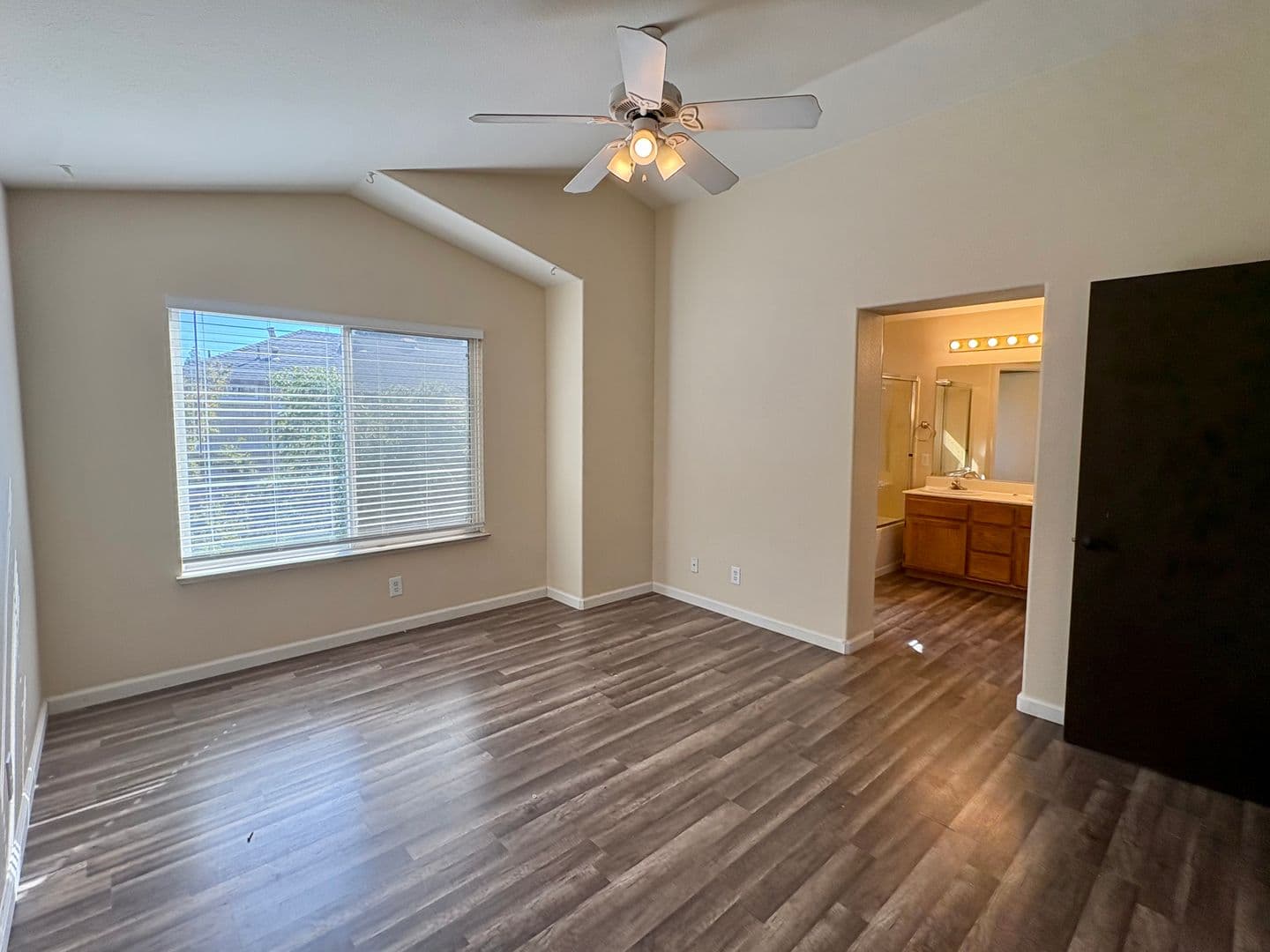 Brentwood House: 1830 Highland Way
