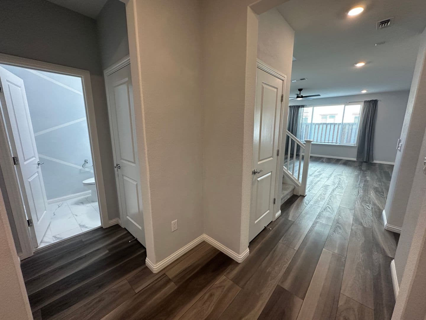 Brentwood House: 209 Brush Creek Dr