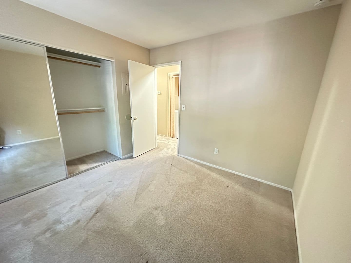 Dublin House: 7110 Cross Creek Circle D