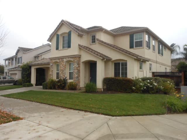 Brentwood House: 1788 Anastasia Drive