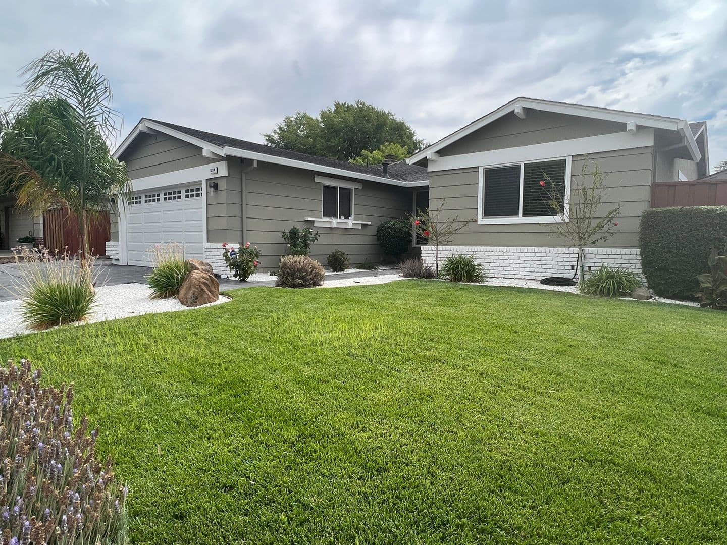 Antioch House: 3214 Harbour Dr