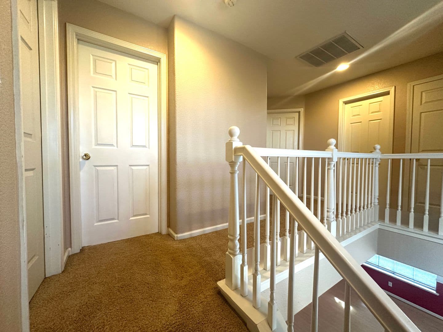 Brentwood House: 235 Brushwood Pl