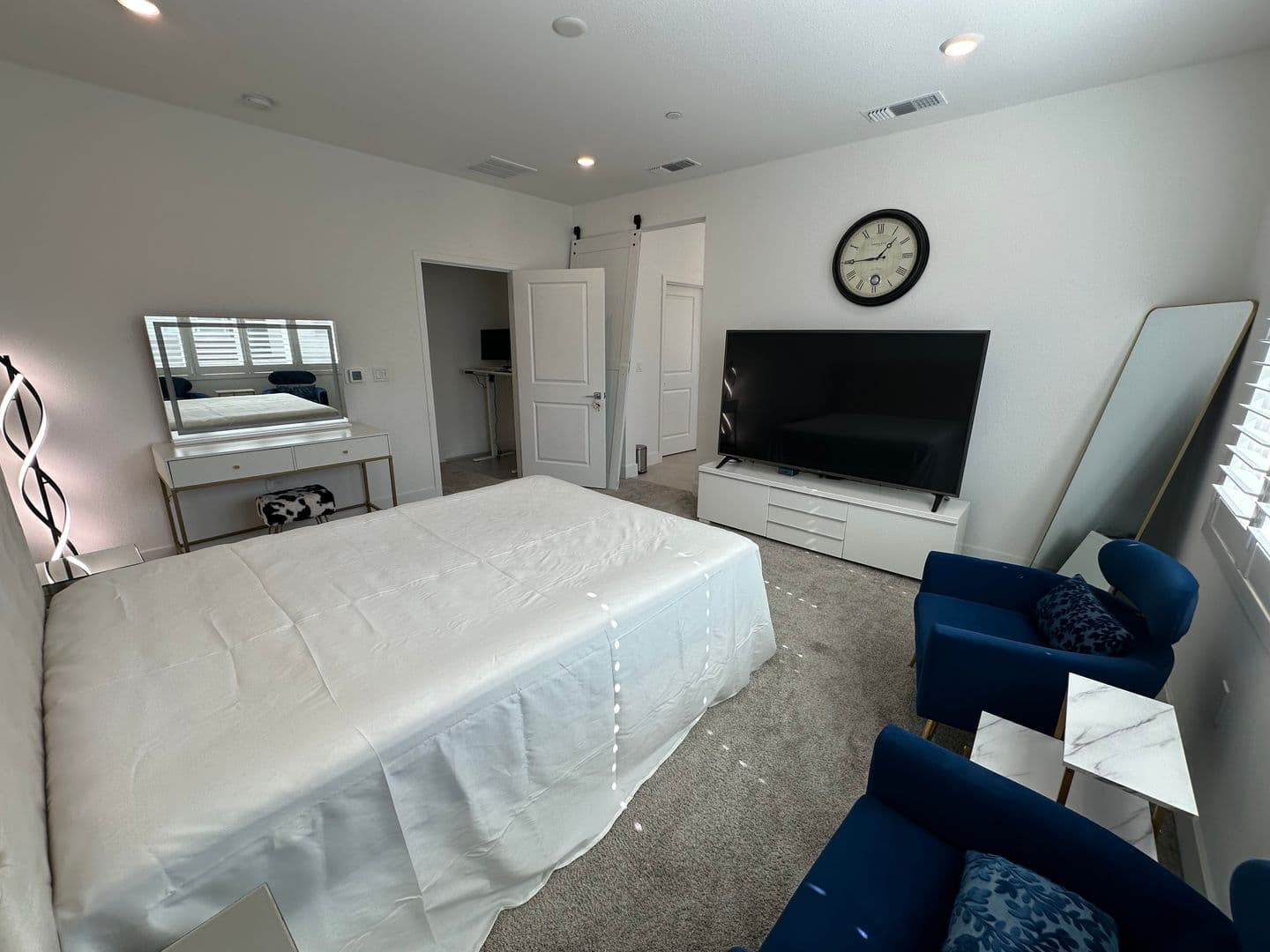 Mountain House House: 149 W Ukiah Pl