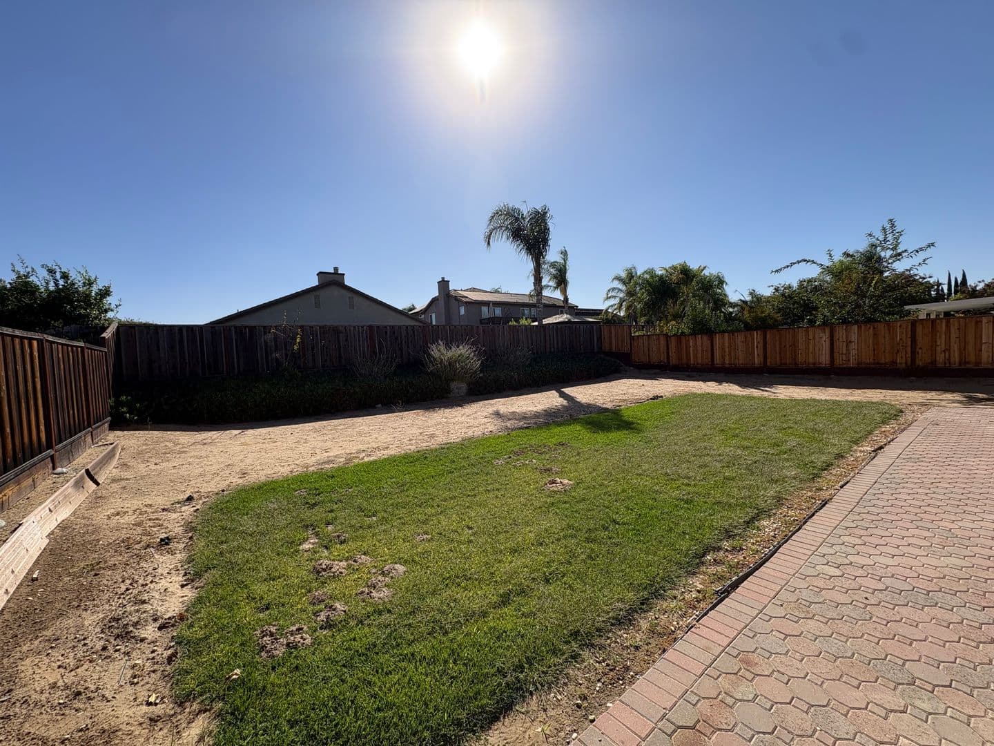 Oakley House: 5120 Winchester Dr