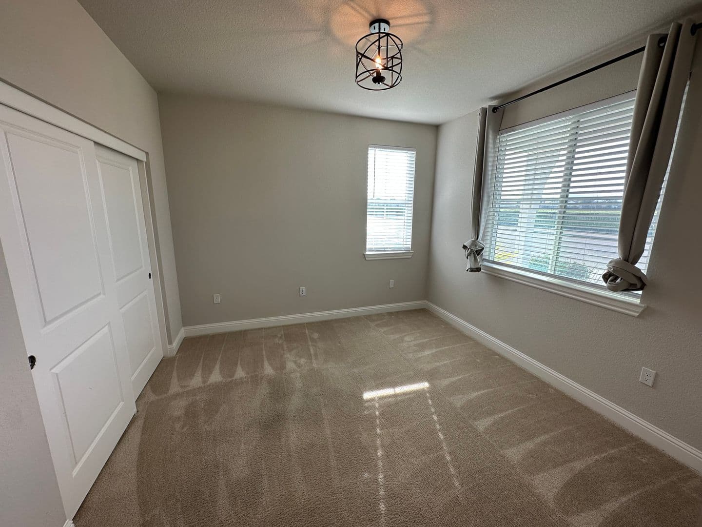 Tracy House: 264 Mabel Josephine Dr