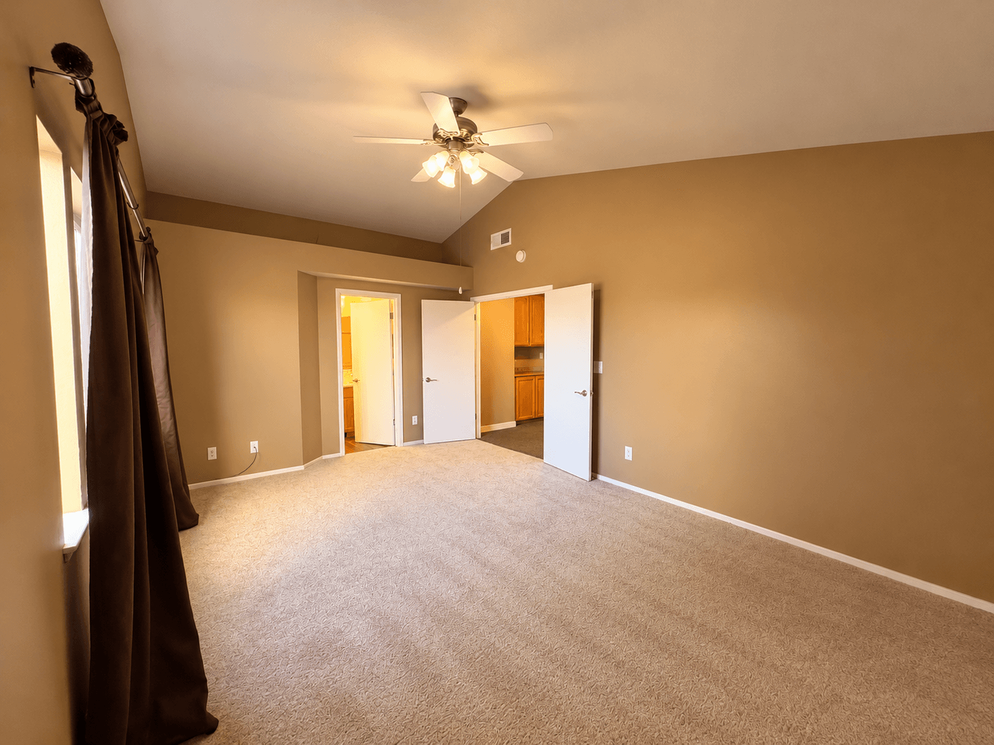 Oakley House: 4208 Northwood Ct