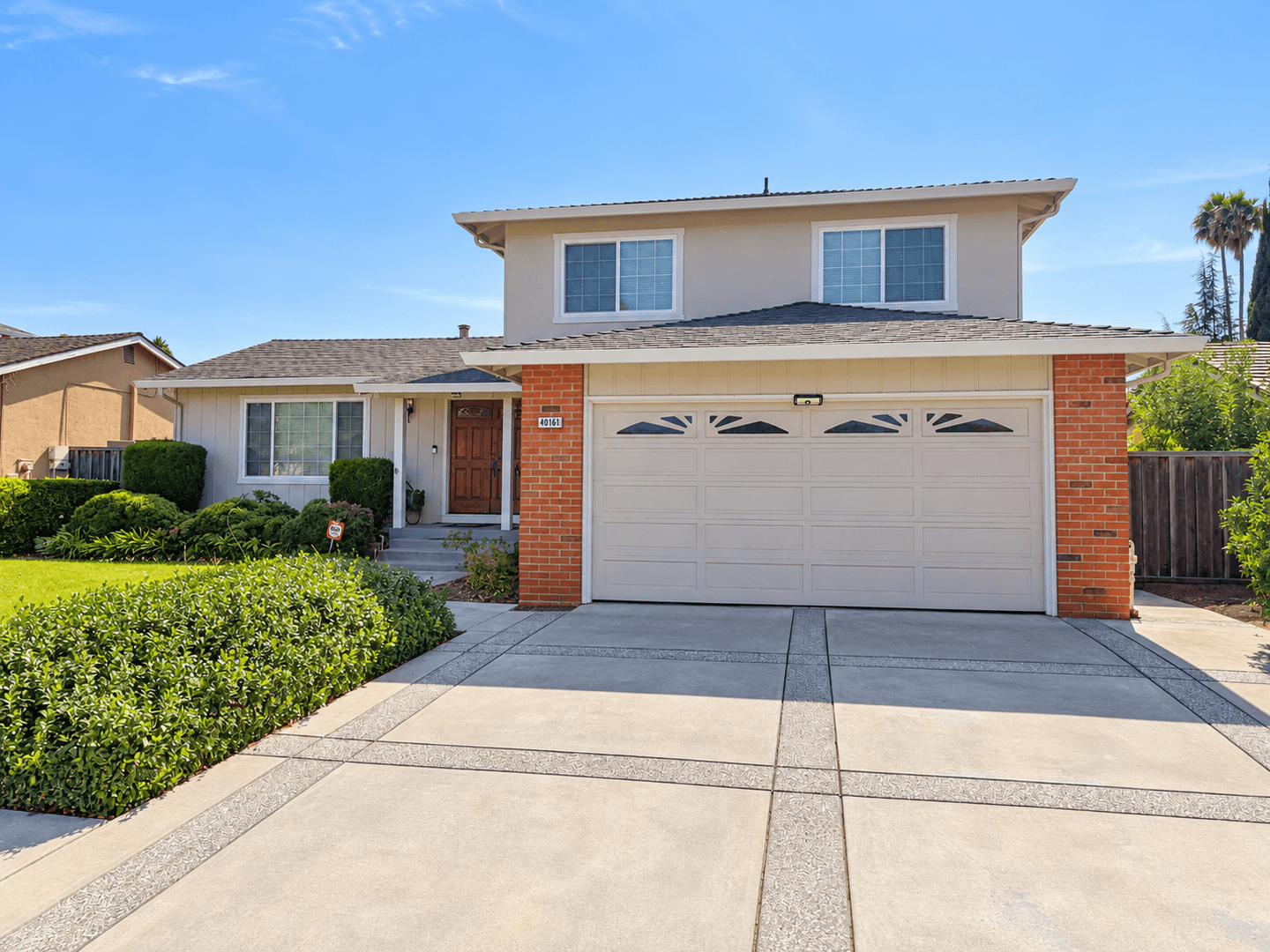 Fremont House: 40161 San Carlos Place