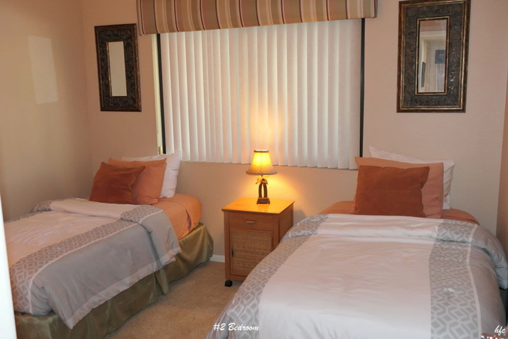 Palm Springs Condo: 5547 Los Coyotes Dr