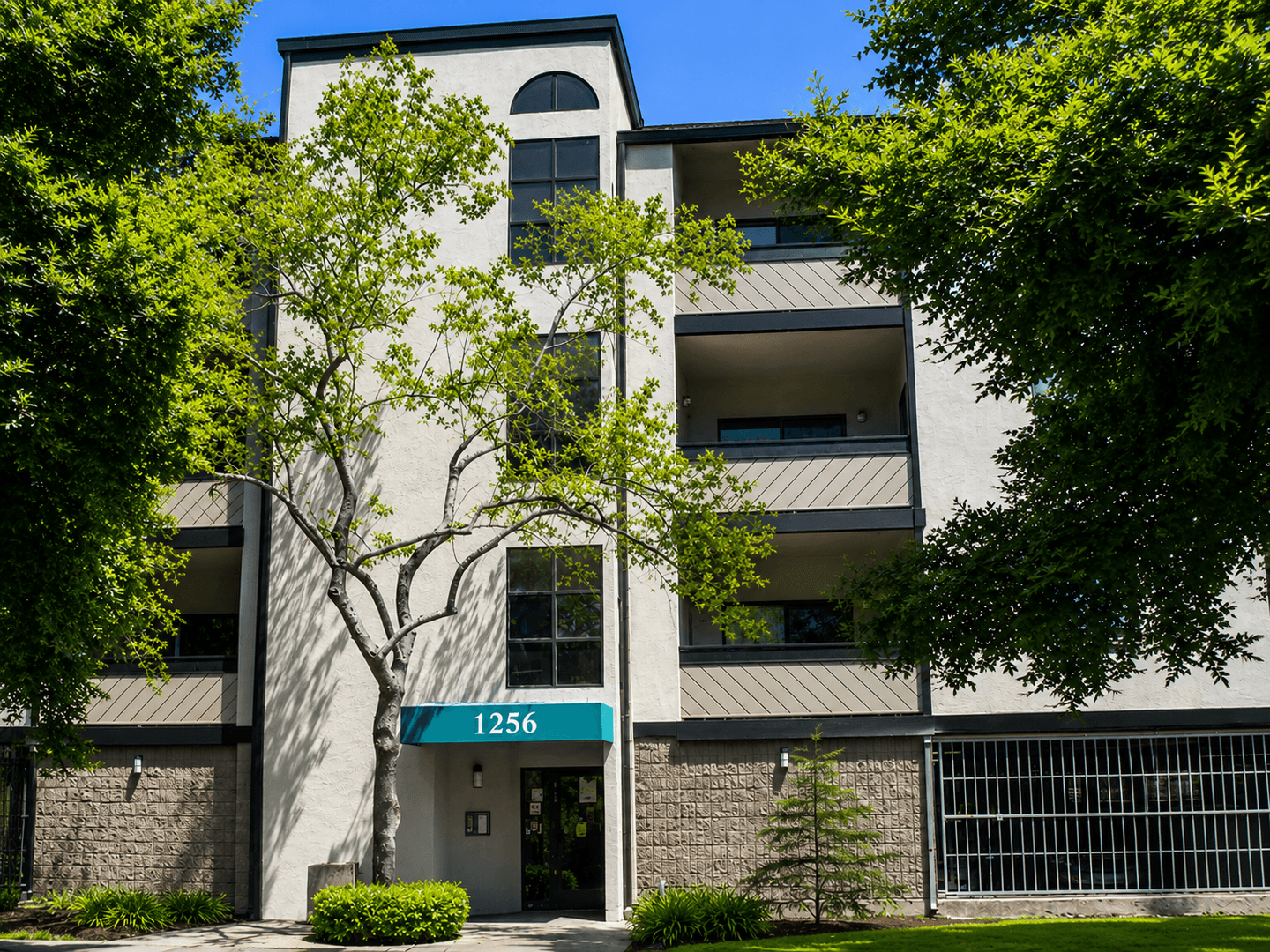 Hayward Condo: 1256 Stanhope Ln., Apt #252