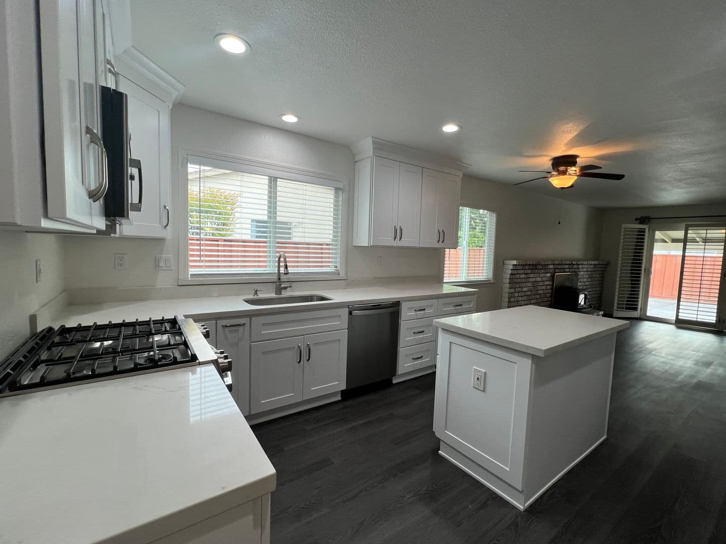 Antioch House: 3214 Harbour Dr