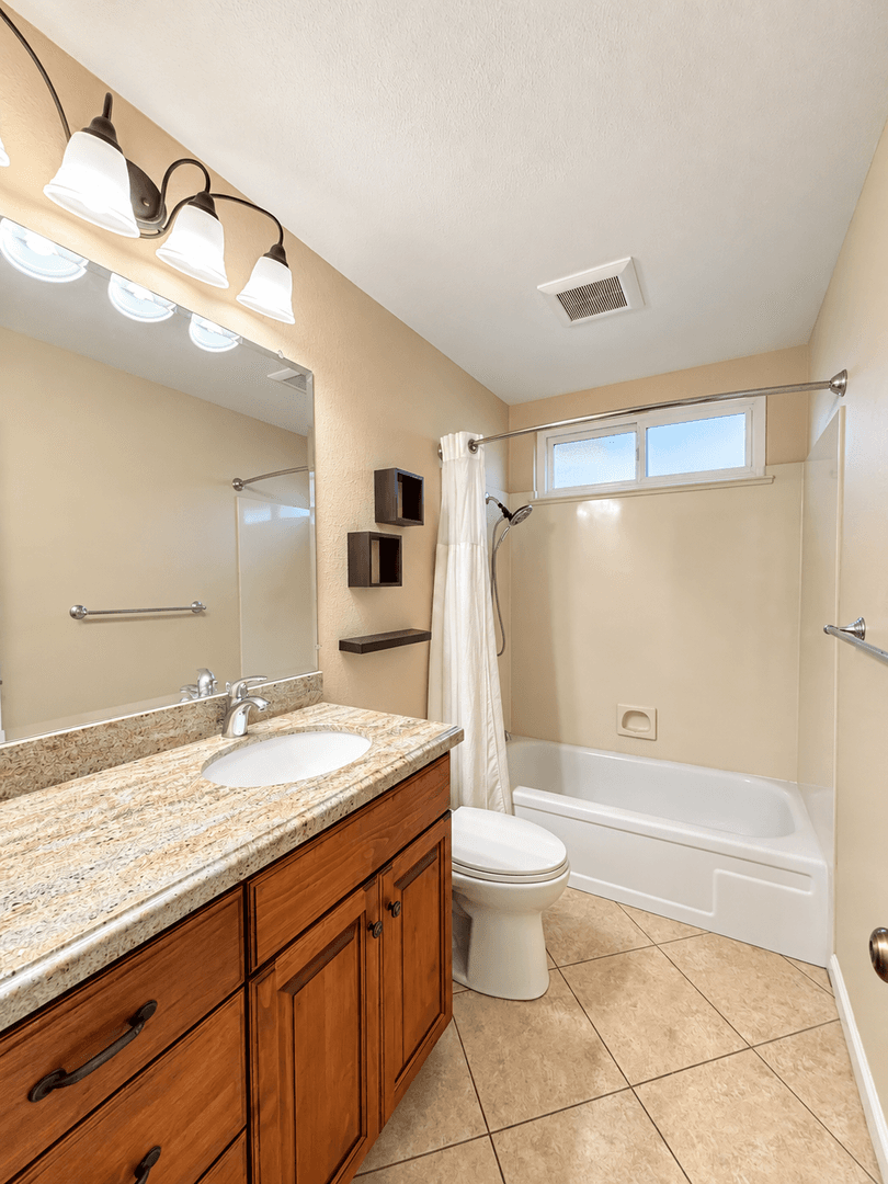 Fremont House: 40643 Encanto Way