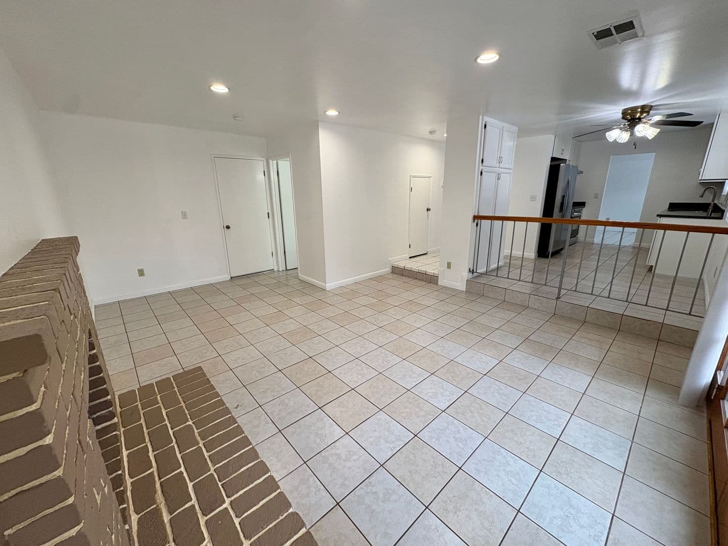 Bay Point House: 3406 Chandler Cir