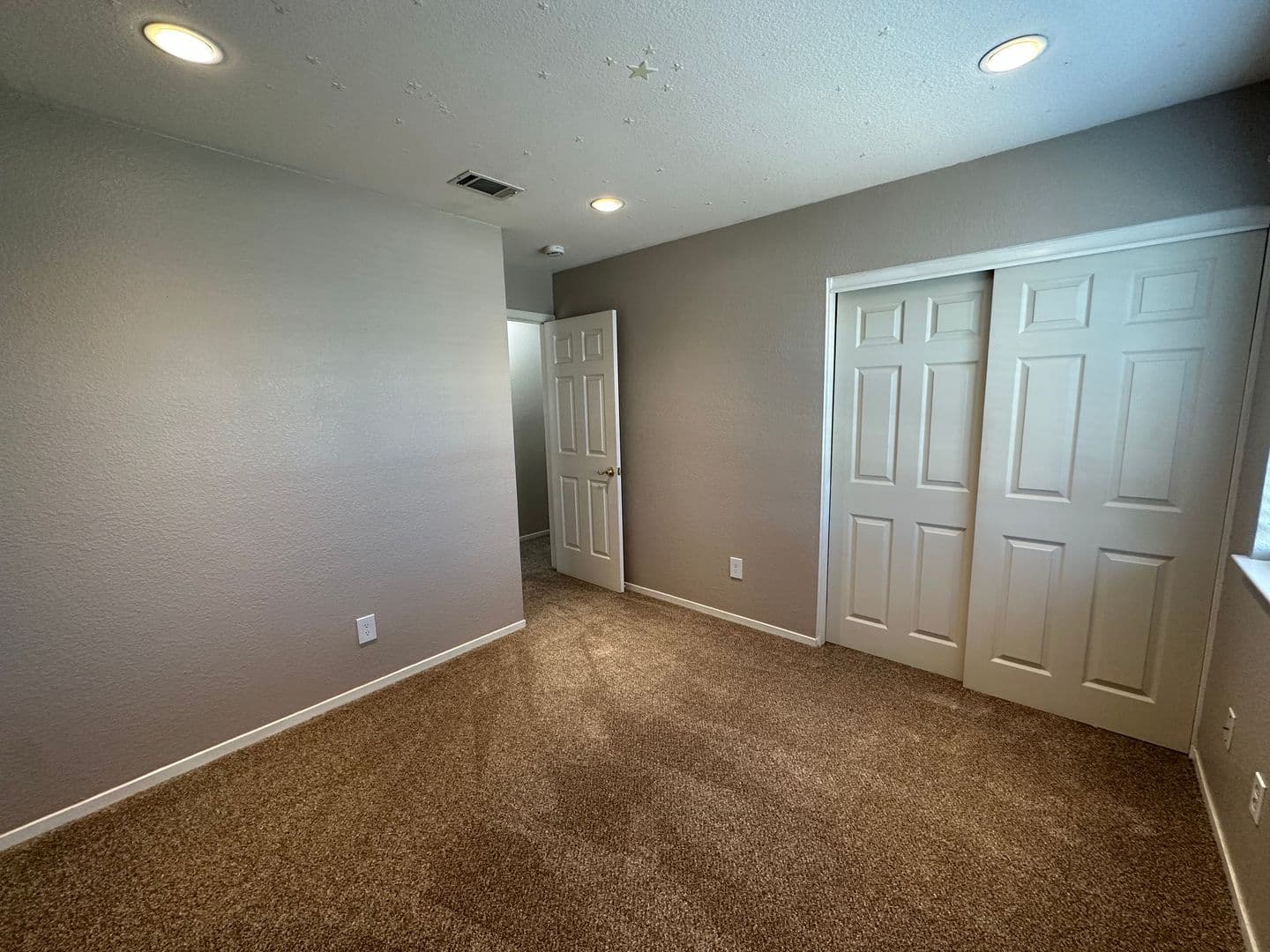 Antioch House: 5144 Pioneer Way