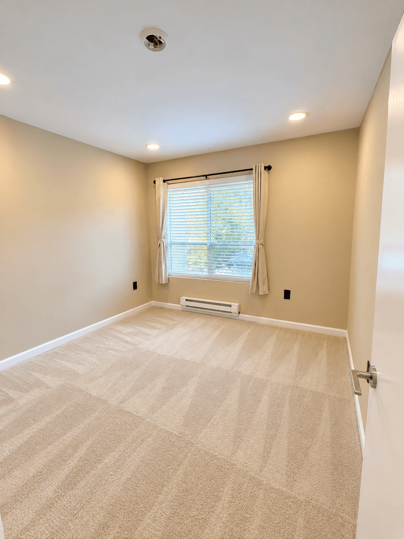 San Jose Condo: 709 Applause Place