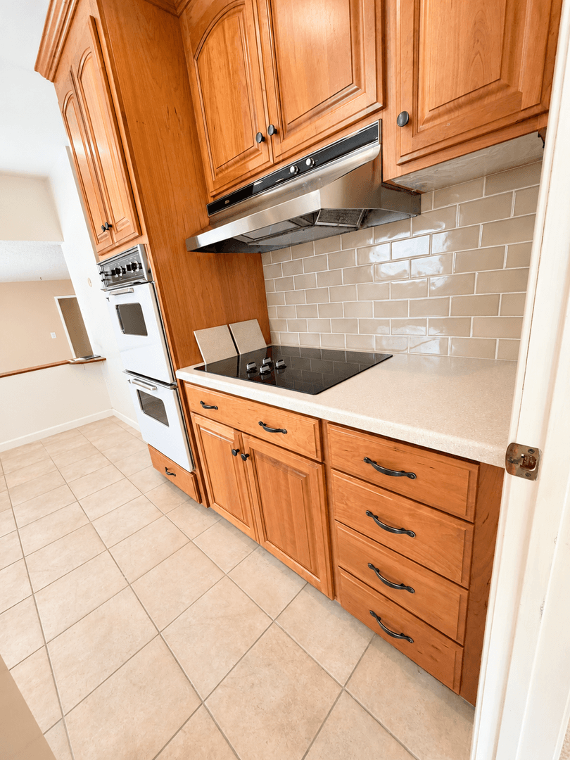 Fremont House: 40161 San Carlos Place