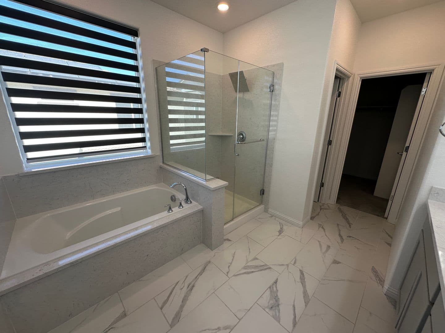 Brentwood House: 209 Brush Creek Dr