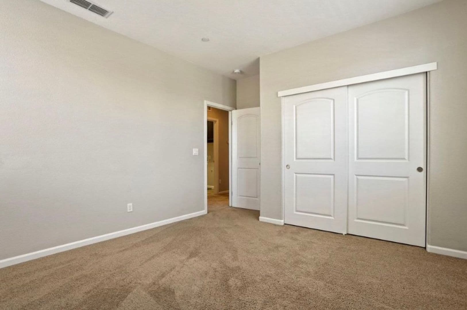 Tracy House: 649 Perino Ln