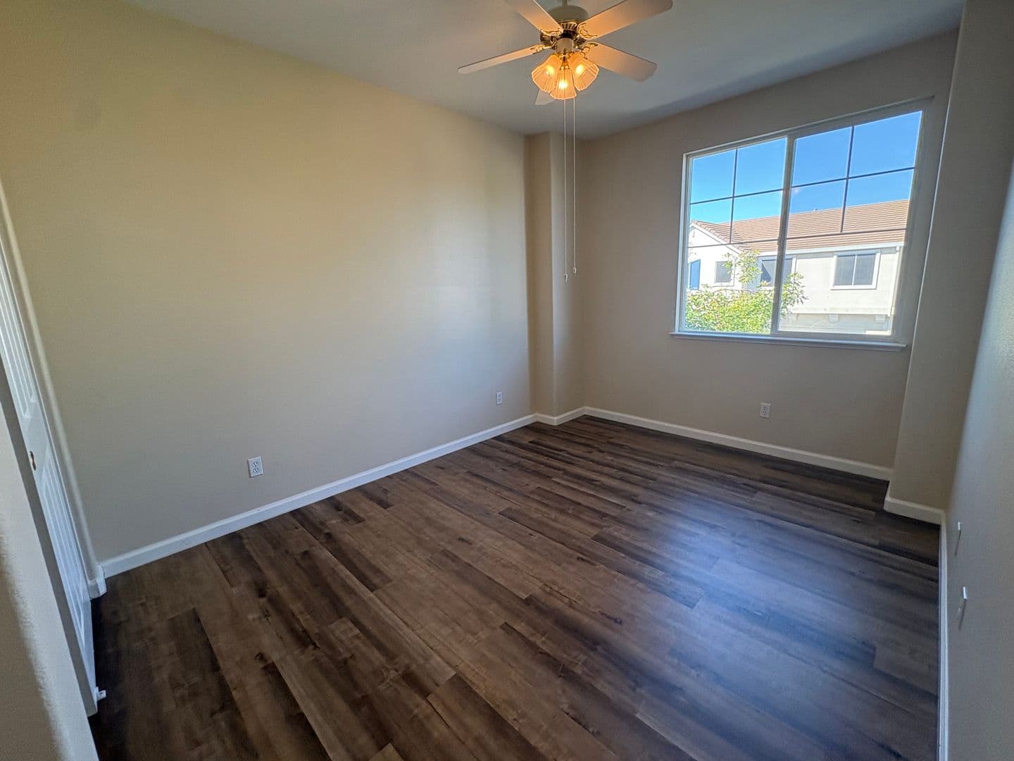 Pittsburg House: 687 Rockspray Cir