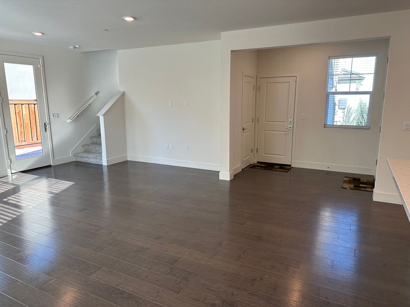 Lathrop House: 2056 Marina Dr