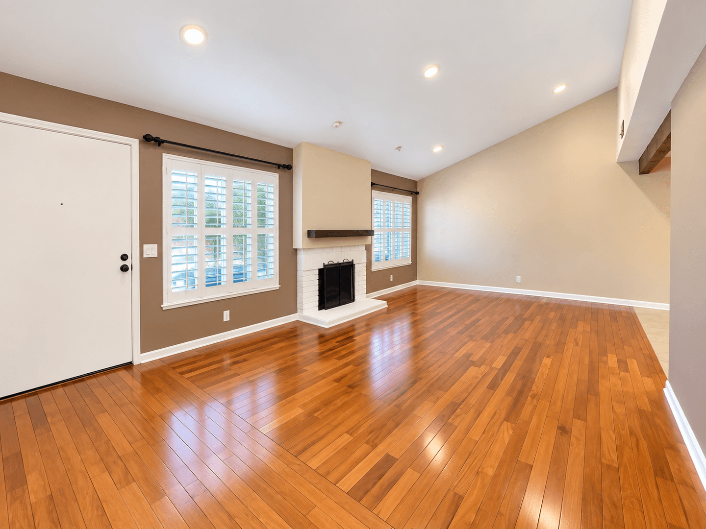 Newark House: 36509 Spruce Street