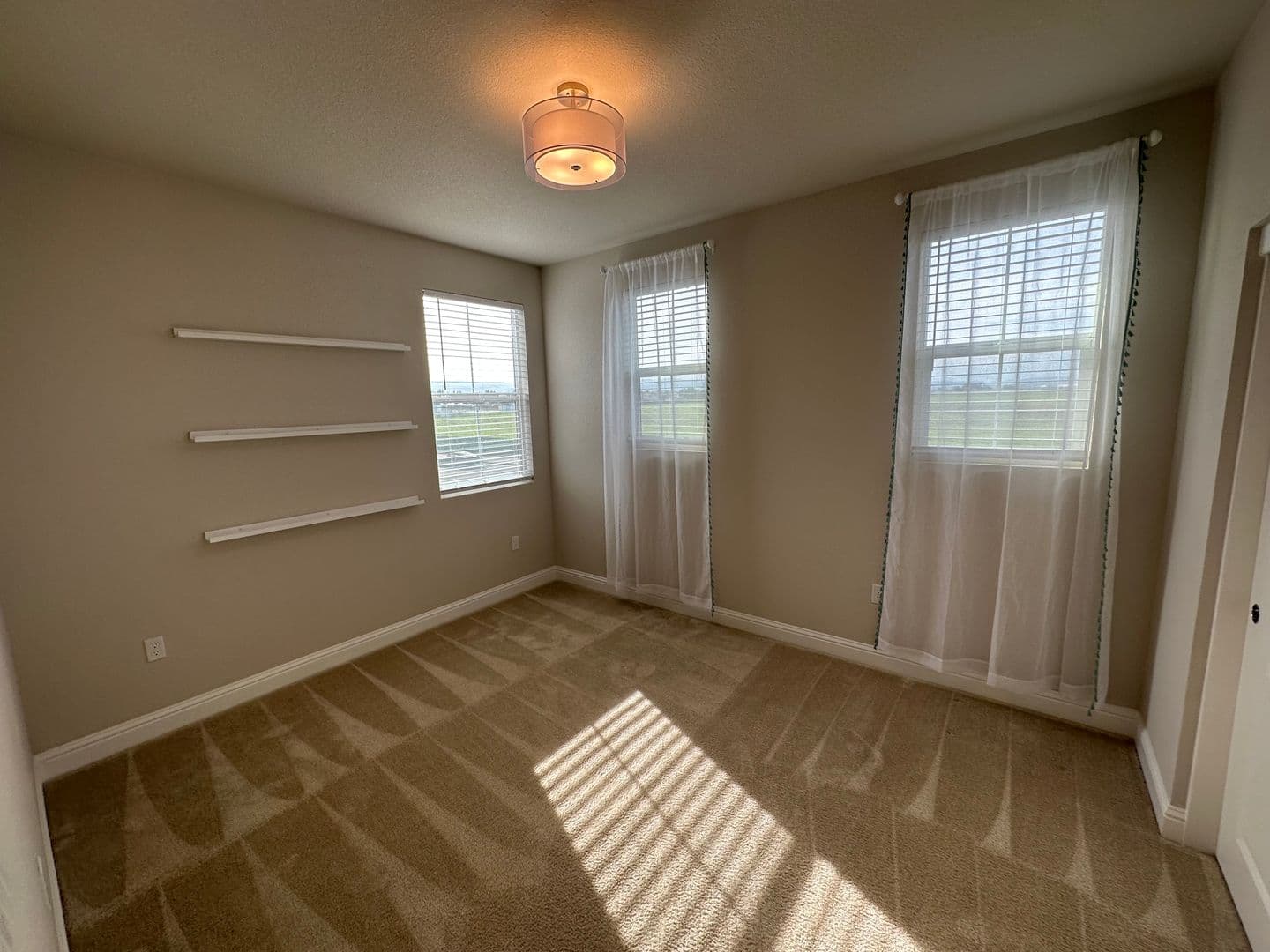 Tracy House: 264 Mabel Josephine Dr