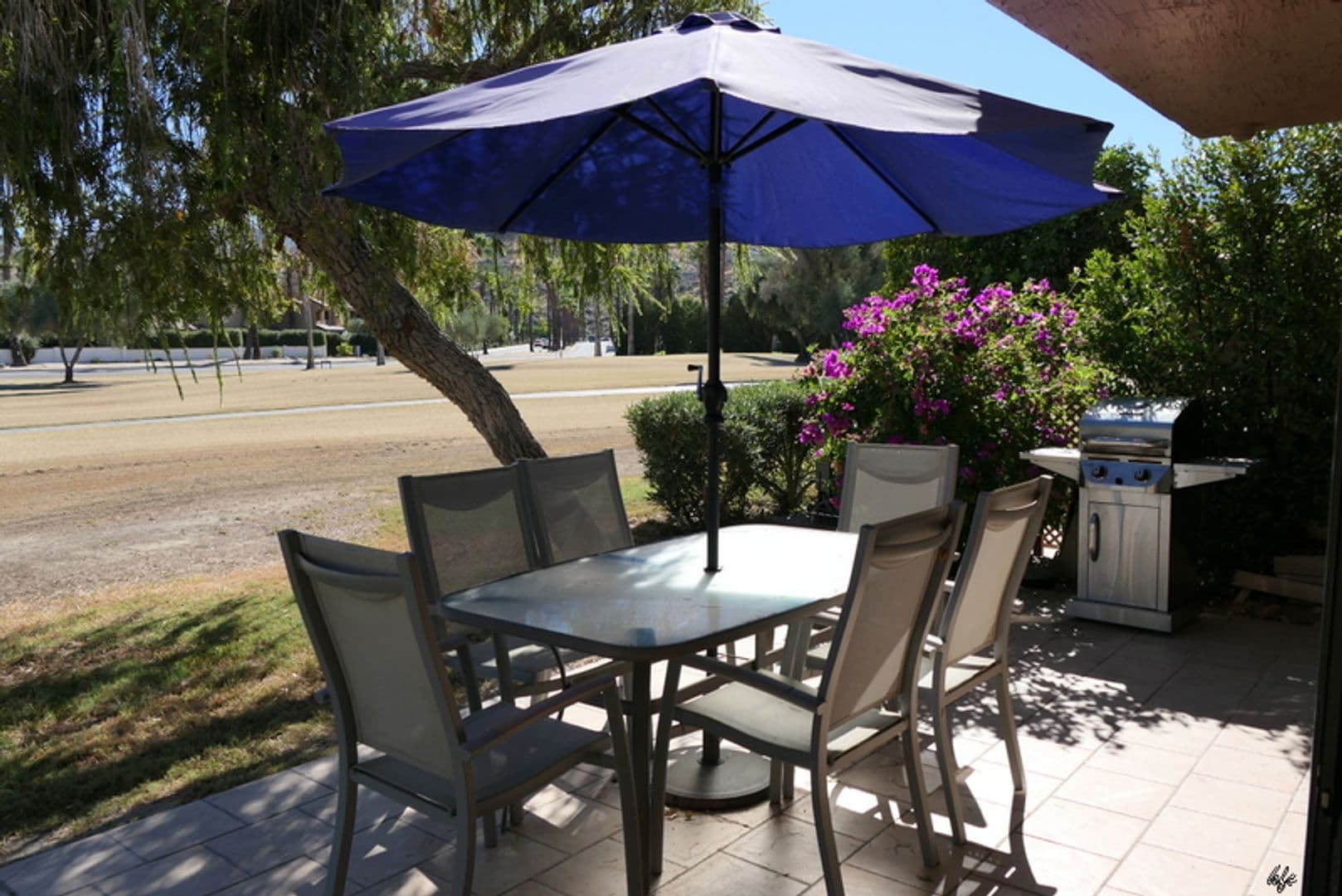 Palm Springs Condo: 5547 Los Coyotes Dr