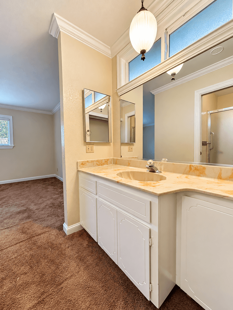 Fremont House: 40643 Encanto Way
