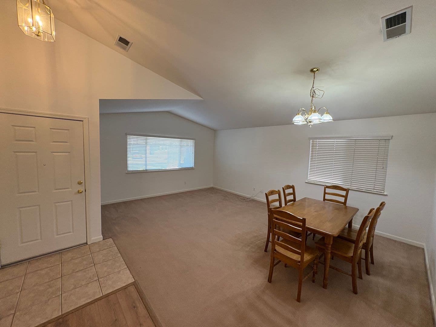 Oakley House: 5120 Winchester Dr