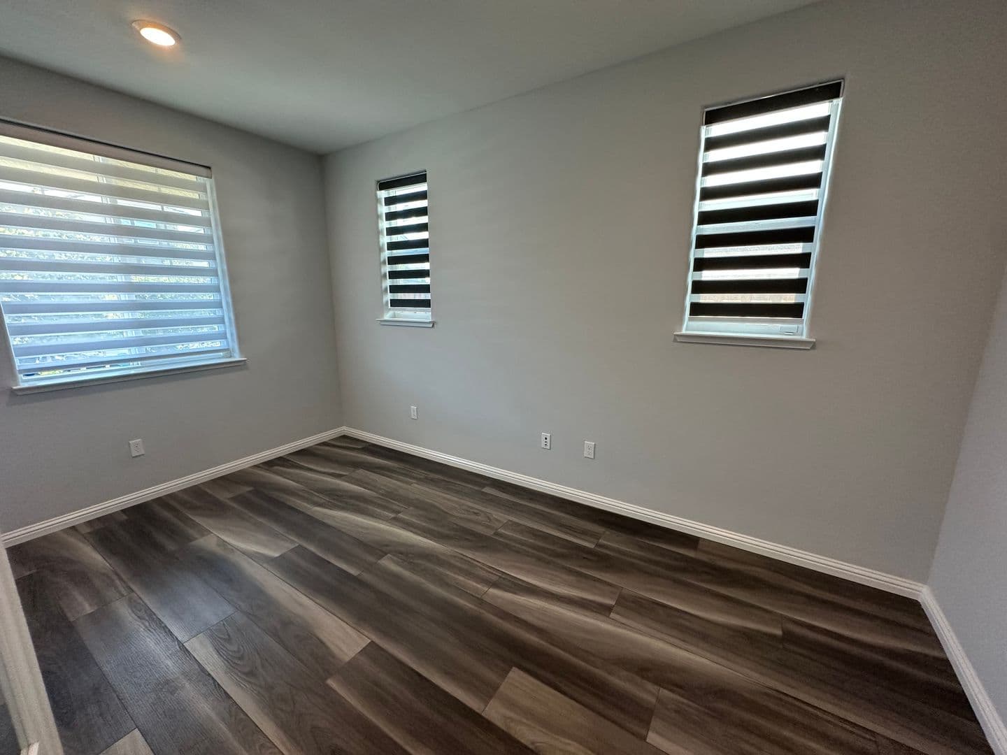 Brentwood House: 209 Brush Creek Dr