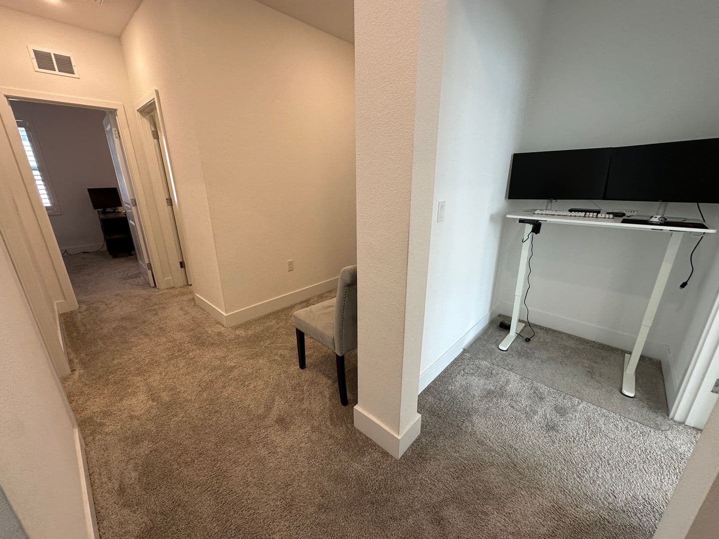 Mountain House House: 149 W Ukiah Pl