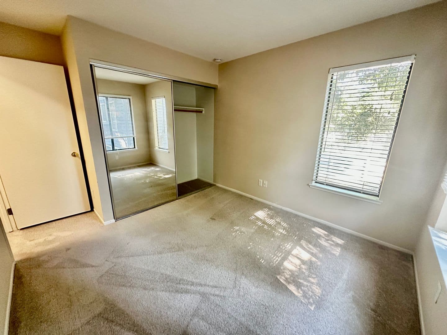 Dublin House: 7110 Cross Creek Circle D