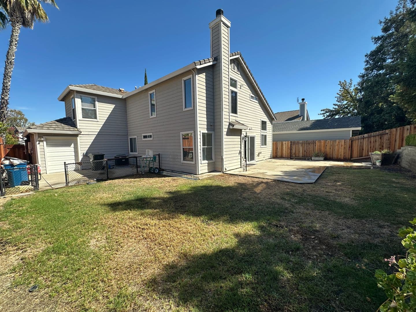 Antioch House: 5144 Pioneer Way