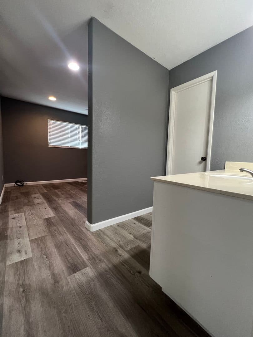 Antioch House: 3214 Harbour Dr