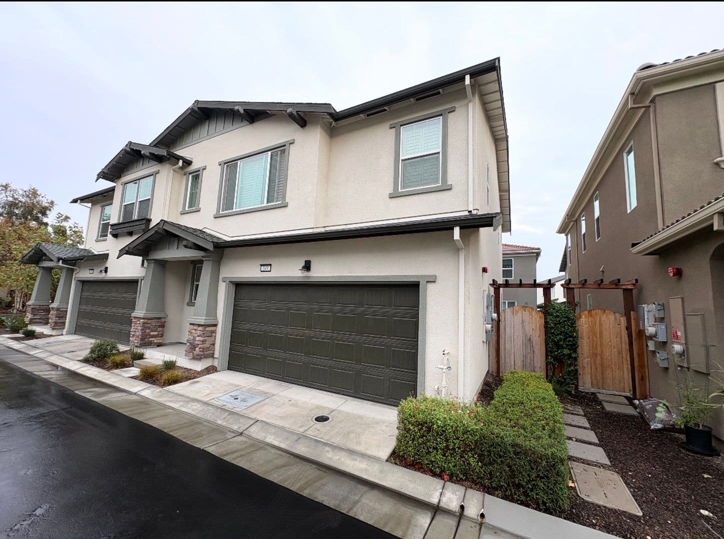 Mountain House House: 149 W Ukiah Pl
