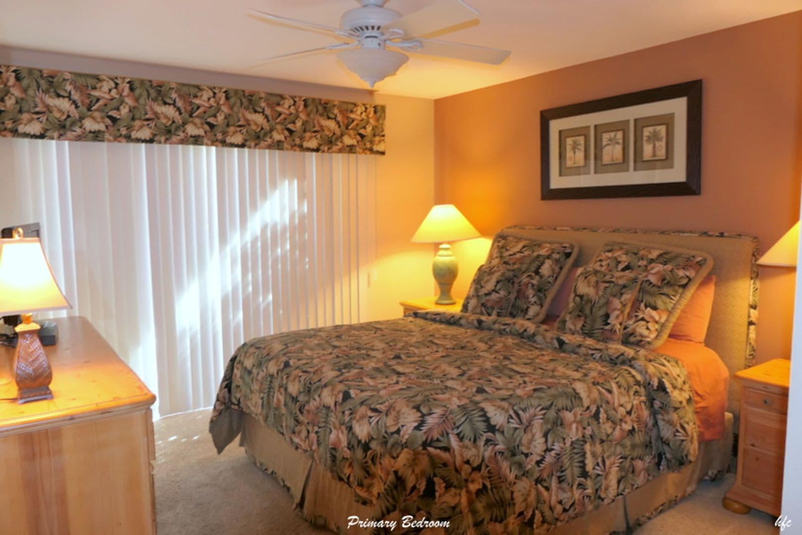 Palm Springs Condo: 5547 Los Coyotes Dr