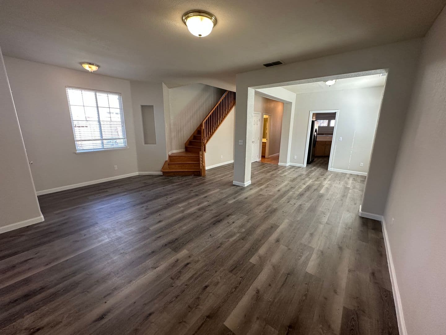 Tracy House: 1541 Peony Dr
