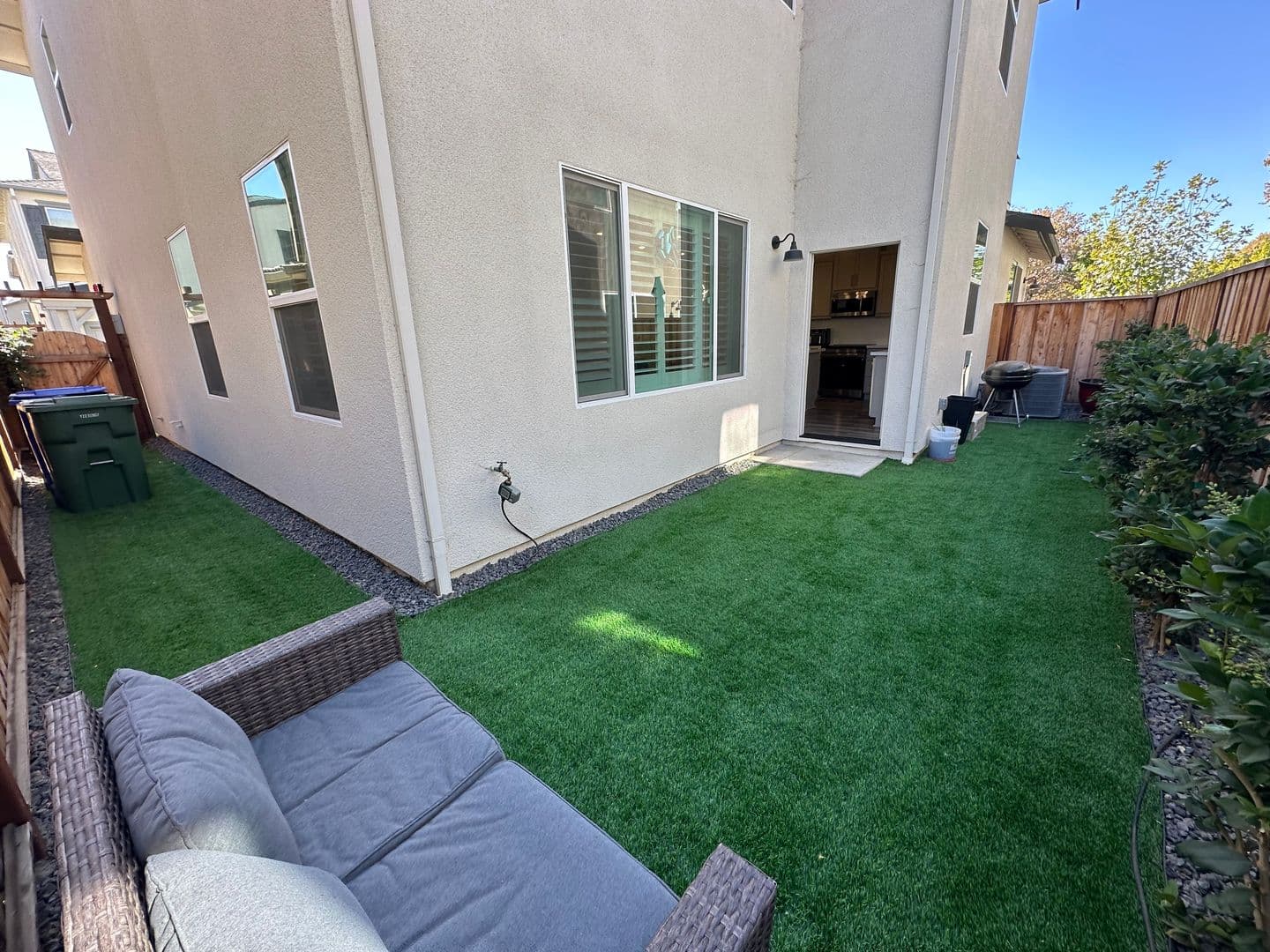 Mountain House House: 149 W Ukiah Pl