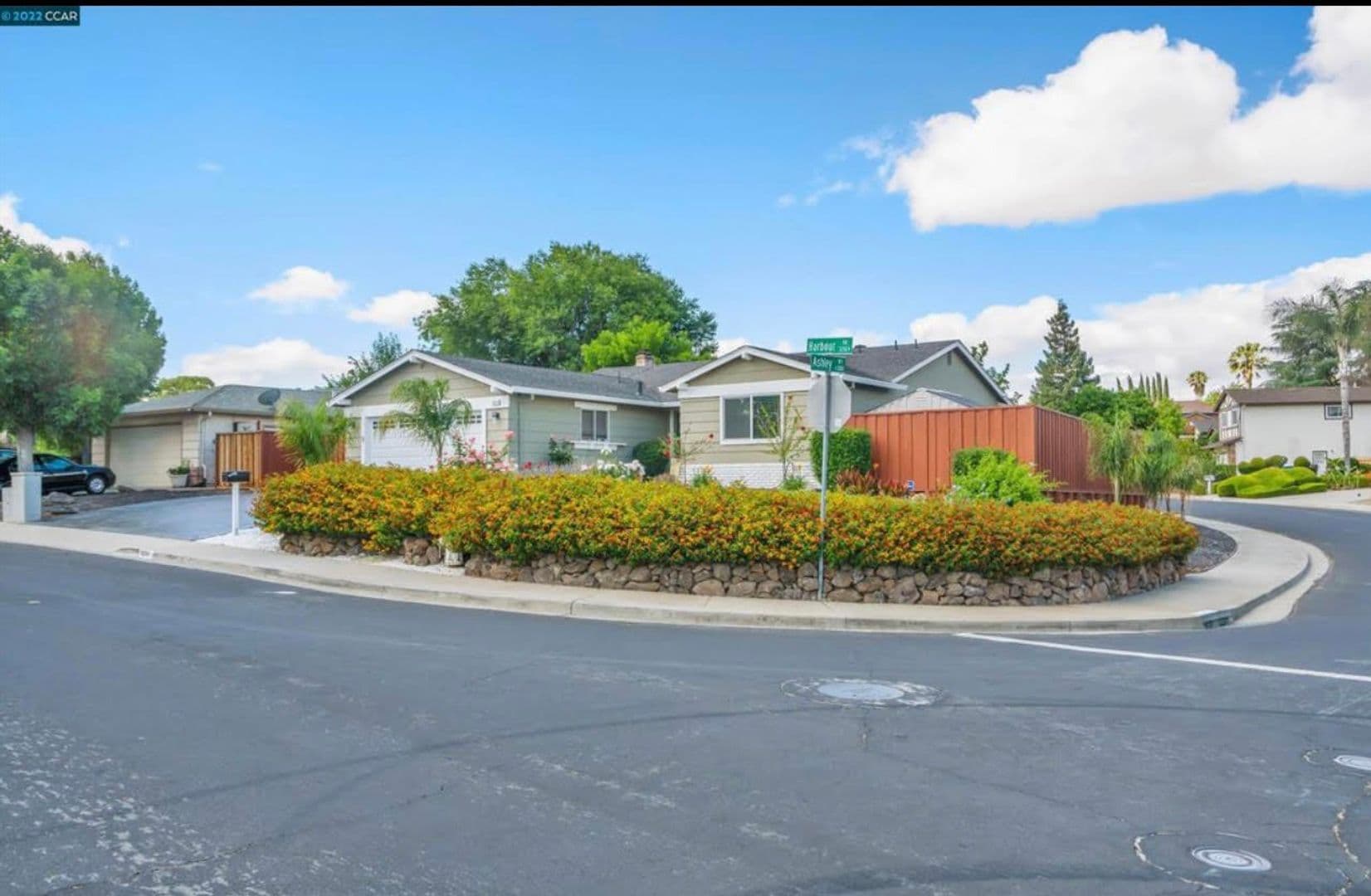 Antioch House: 3214 Harbour Dr