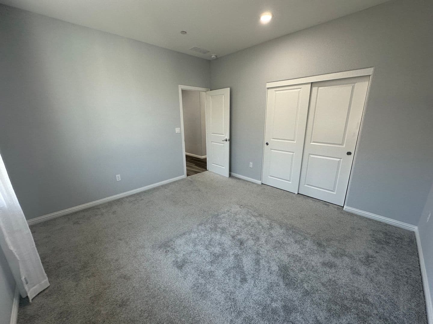 Brentwood House: 209 Brush Creek Dr