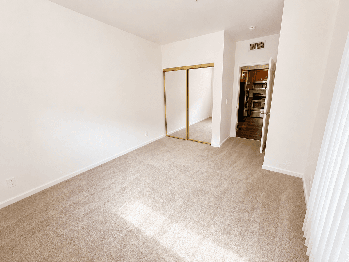 Hayward Condo: 1256 Stanhope Ln., Apt #252