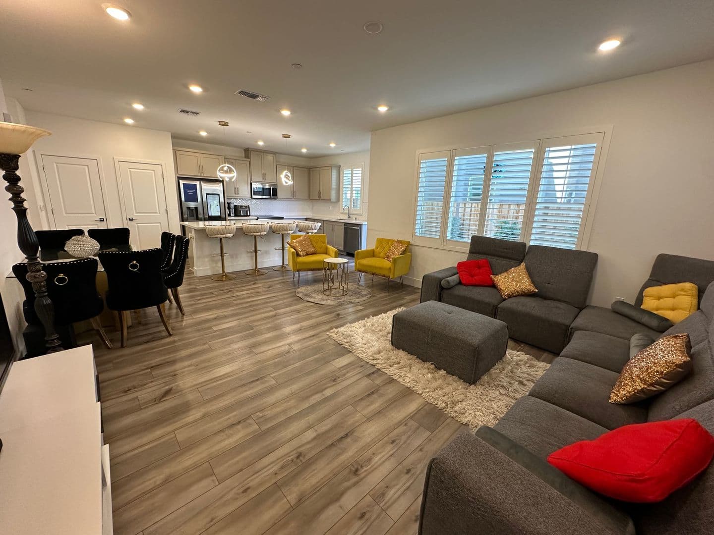Mountain House House: 149 W Ukiah Pl