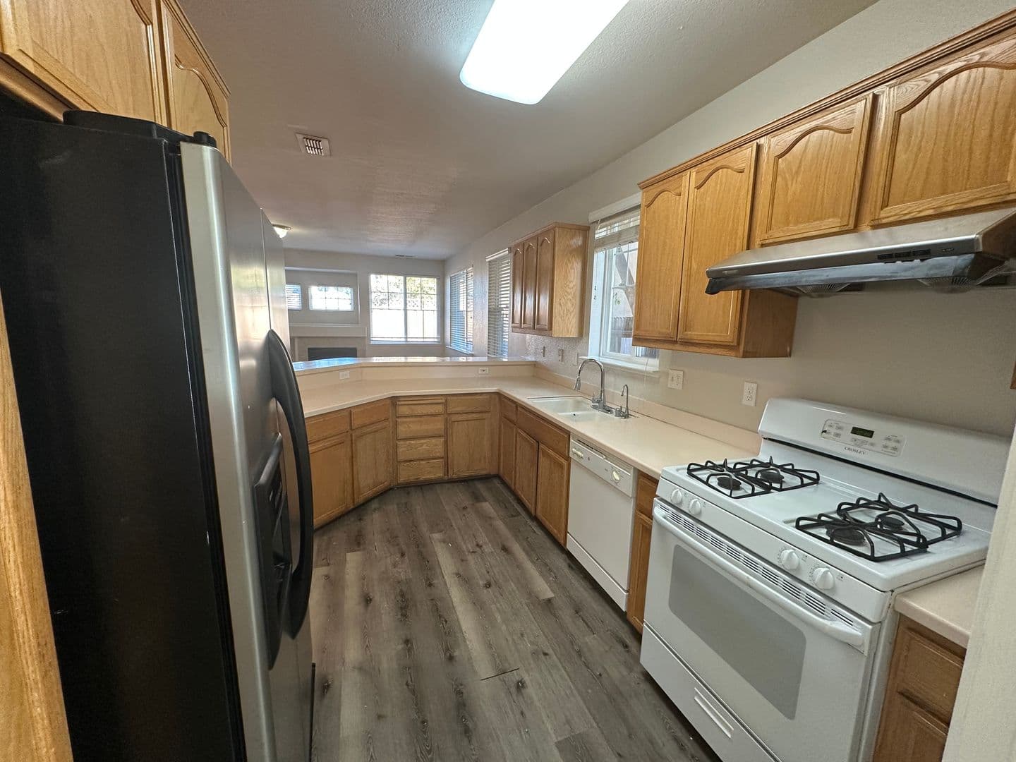 Tracy House: 1541 Peony Dr