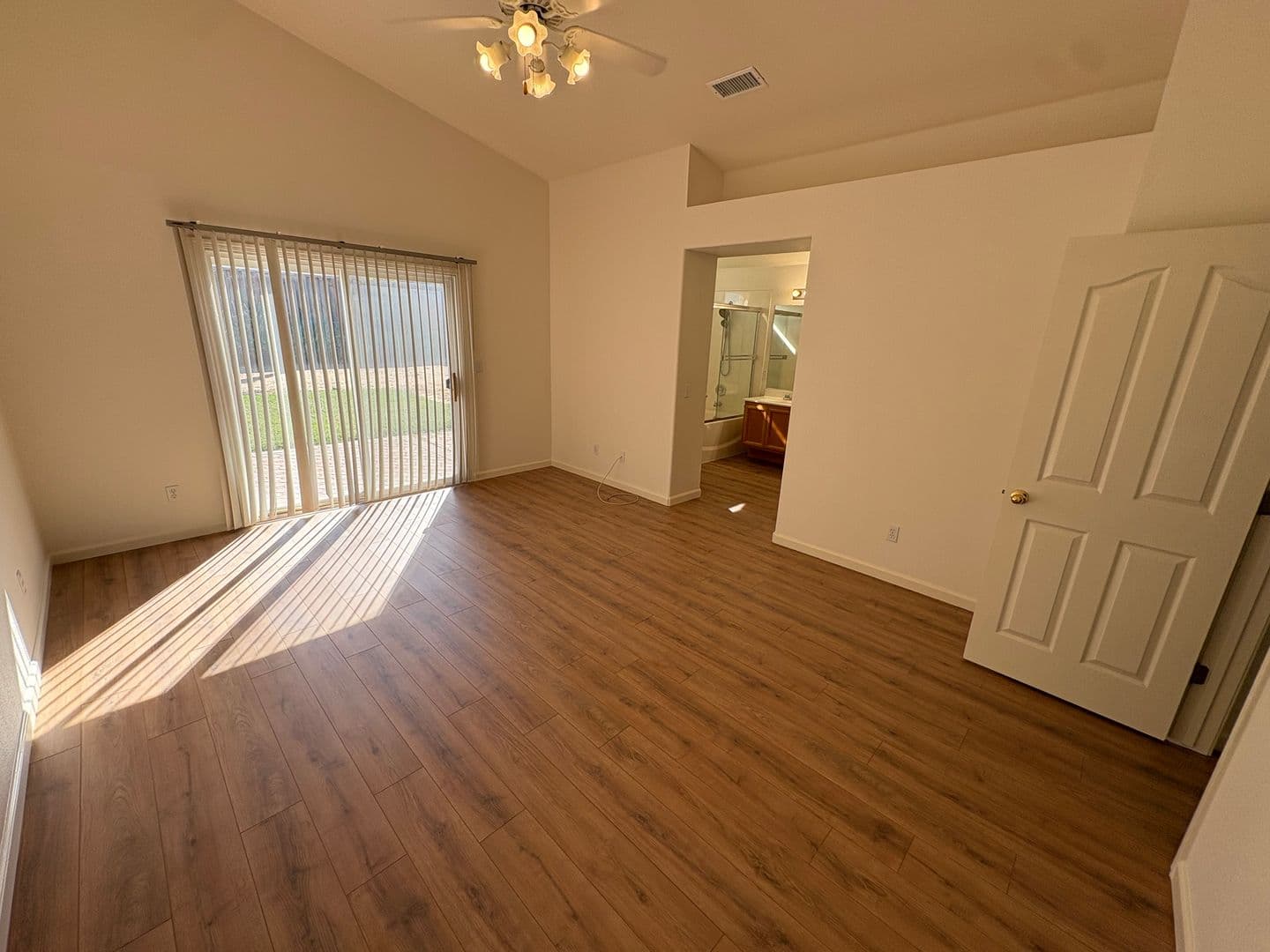 Oakley House: 5120 Winchester Dr