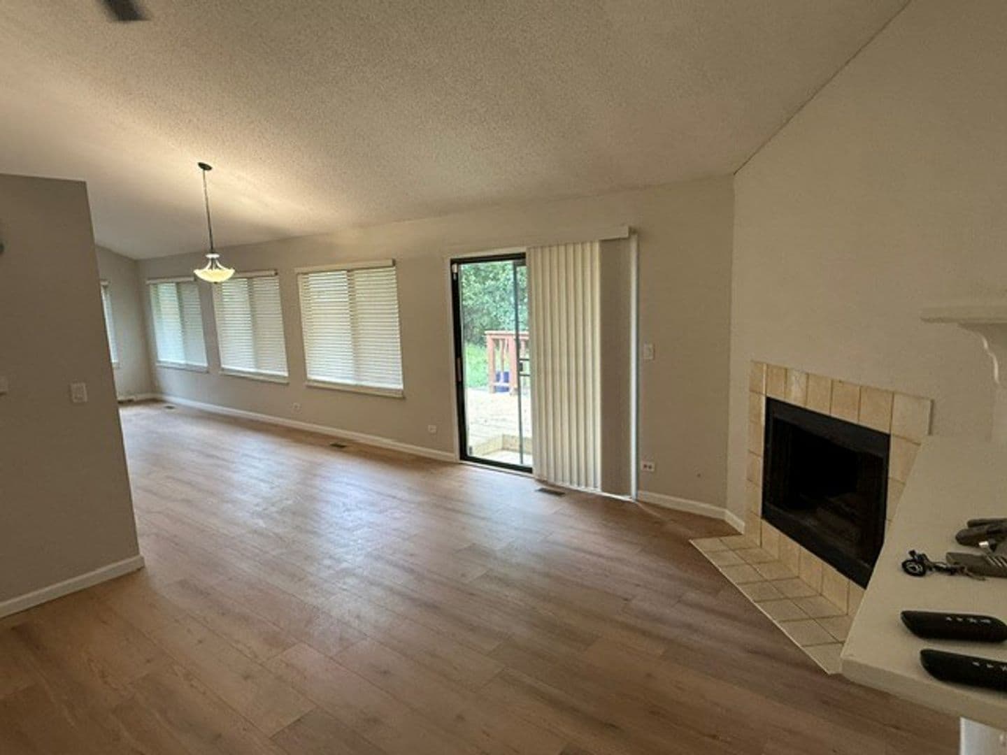 Aurora House: 3064 Long Grove Ln Unit 3064