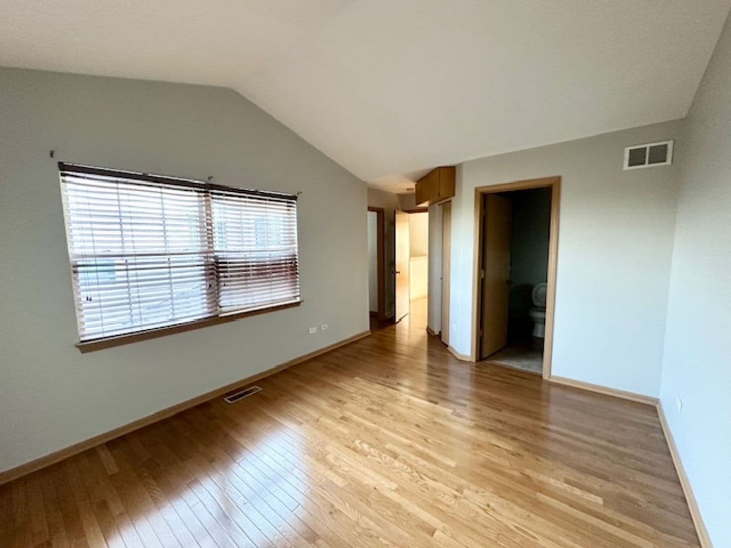 Naperville House: 2833 Vernal Lane