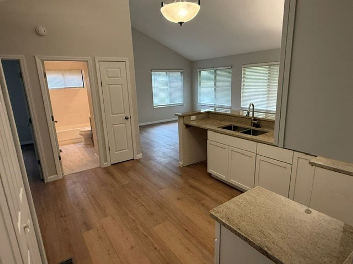 Aurora House: 3064 Long Grove Ln Unit 3064