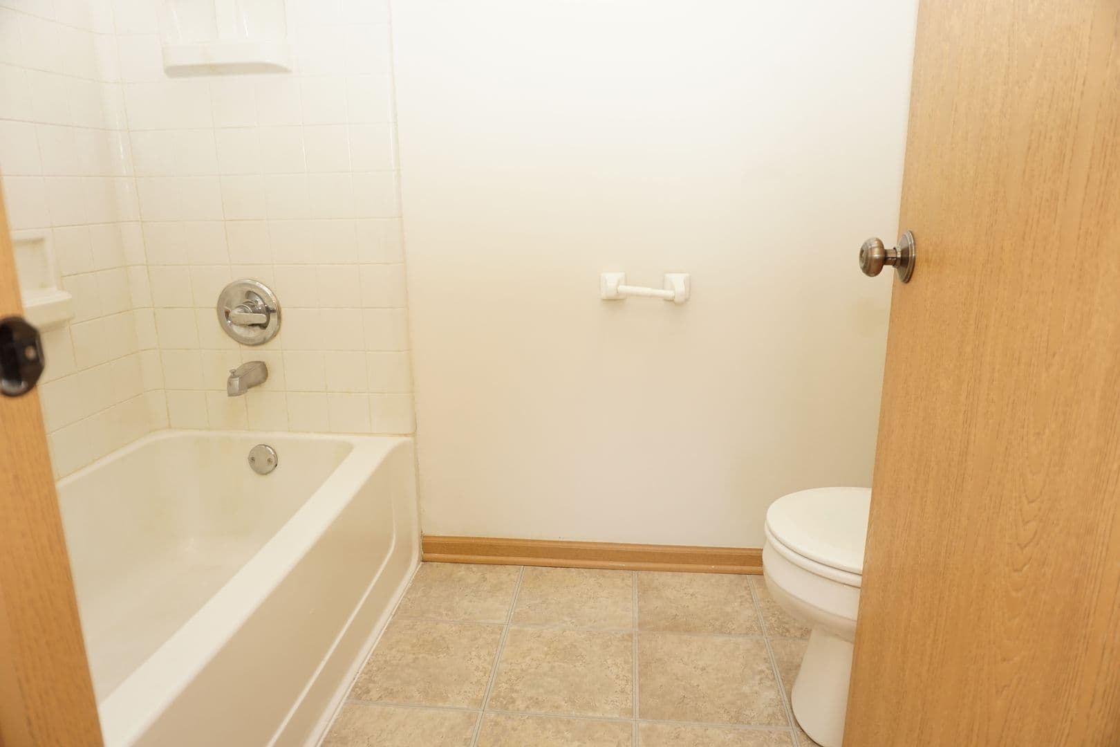 Plano House: 407 Waubonsee Dr.